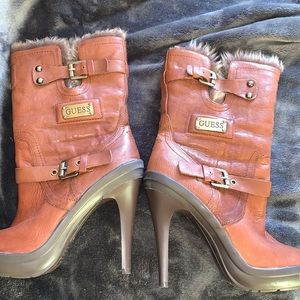 Brown Leather heeled boots with fur